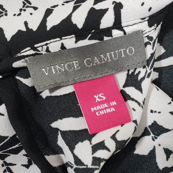 Vincent Camuto Black Sheer Blouse - Picture 4 of 5